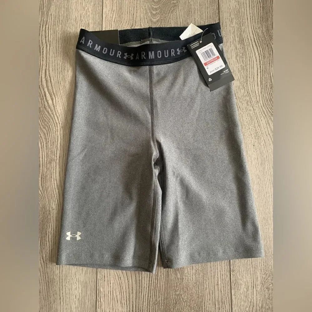 Under Armour woman’s MFO bike shorts